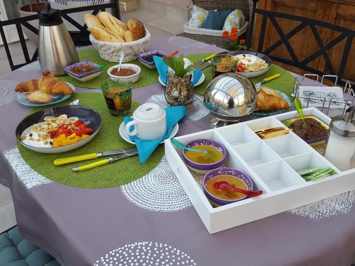 מלון מונטניאק Les Lavandines מראה חיצוני תמונה